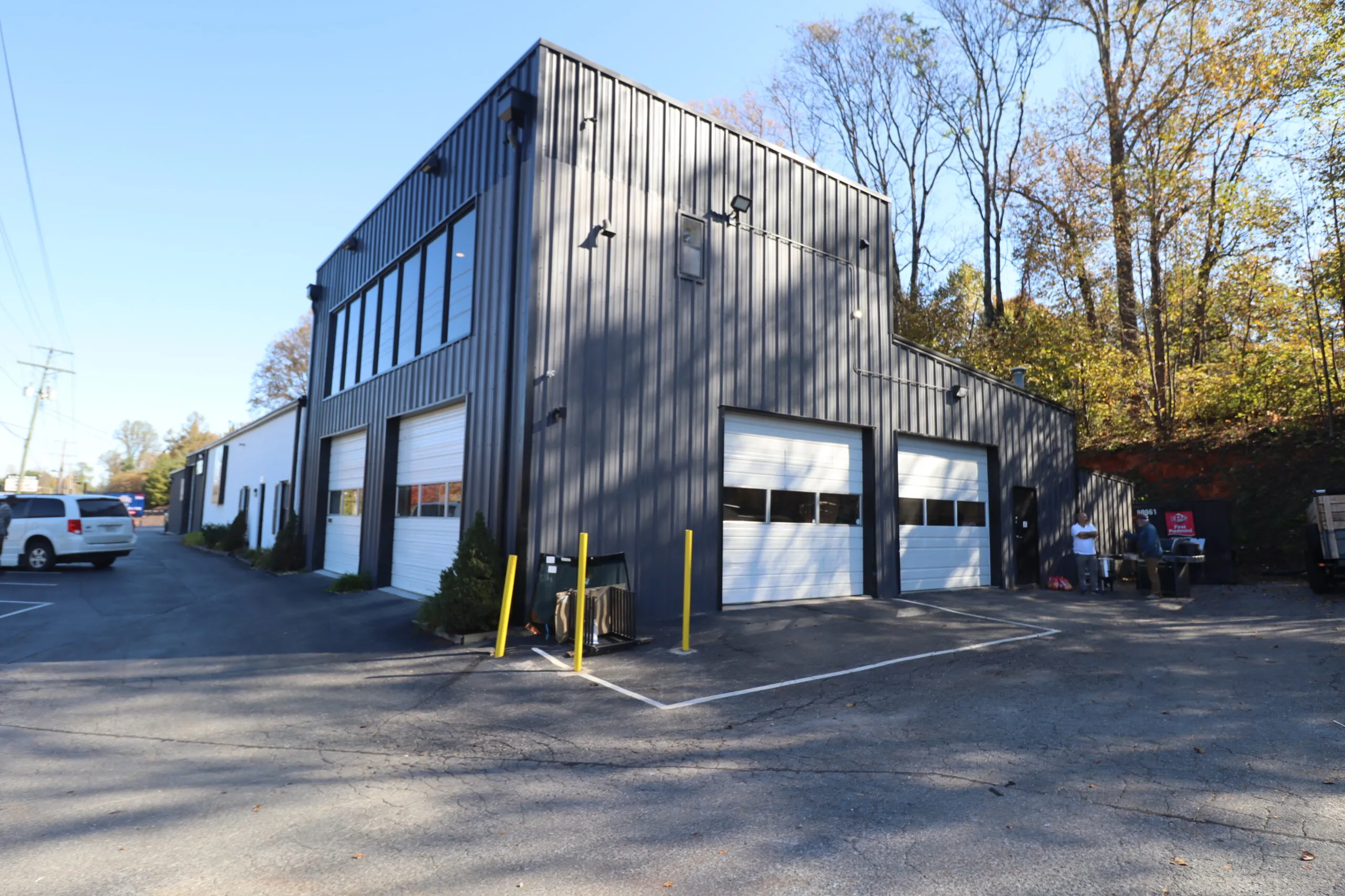 Exterior view of Sandrof Auto Body's repair facility on Wards Road in Lynchburg, VA.